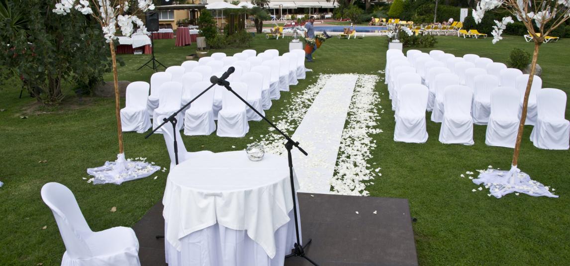 Una boda inolvidable delante del mar en la Costa Brava