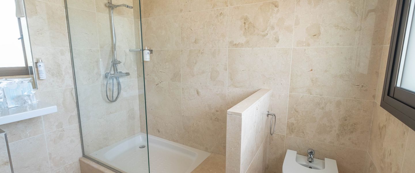 Habitación doble con cama supletoria para adulto